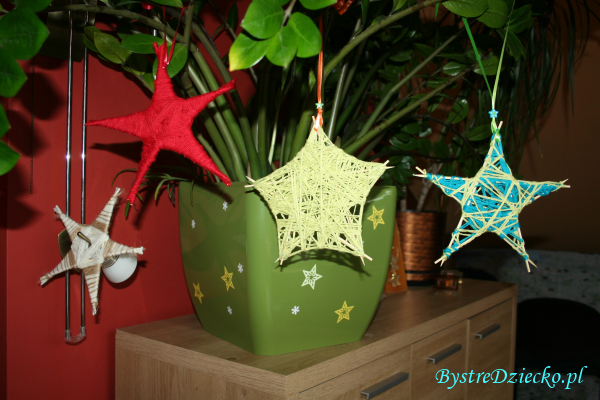 Ozdoby bożonarodzeniowe ręcznie robione - gwiazdy z włóczki, Anna Kubczak